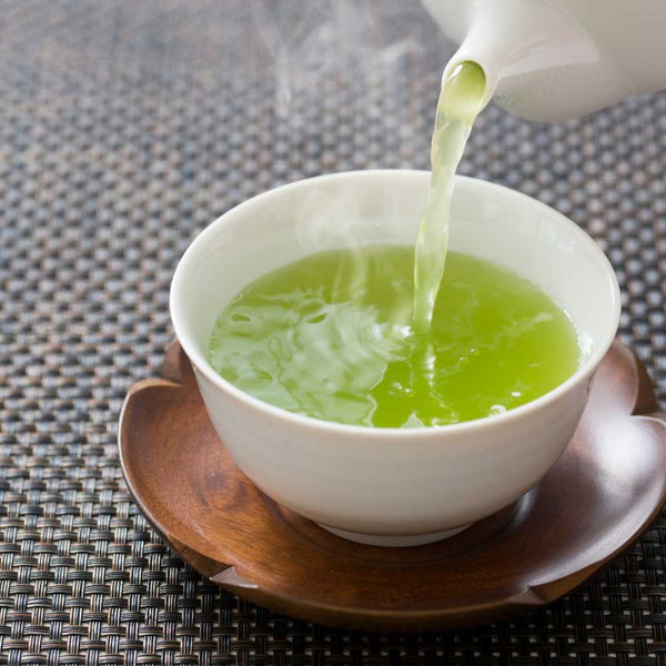 The Health Benefits of Herbal Tea vs Green Tea in Menopause