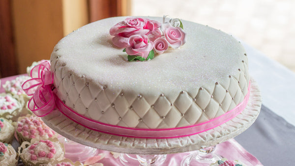 Are Cakes Bad for Perimenopause?